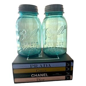VINTAGE➕Set Of 2: 1920’s Aqua Blue Ball Perfect Mason Jars